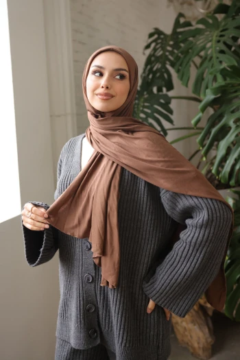 Kahverengi Helen Önü Süngerli Pratik Penye Şal