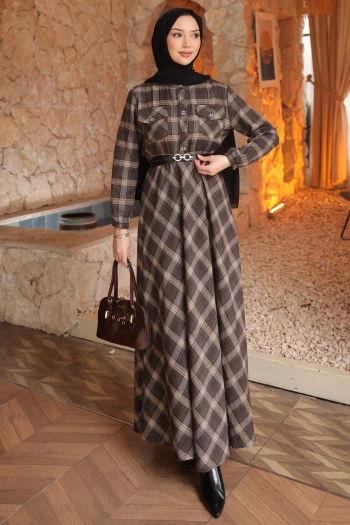 Kahverengi Kemerli Ekose Desenli Düğmeli Elbise