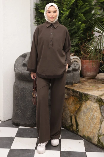 Kahverengi Yaka Düğmeli Tunik Pantolonlu Takım