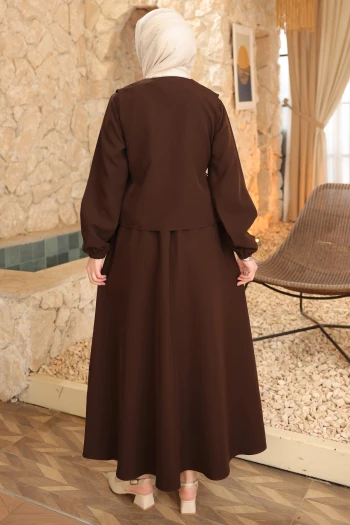 Kahverengi Yeleği Düğmeli Yandan Bağlamalı Dabıl Elbise Takım