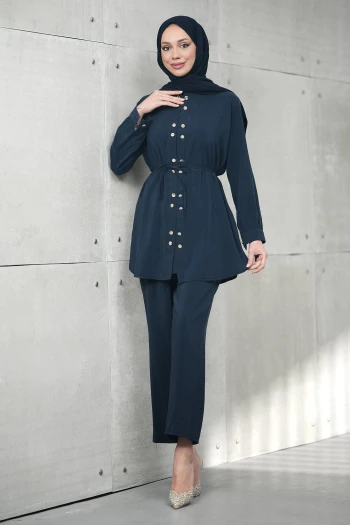 Lacivert Düğme Detaylı Tunik Pantolonlu Takım