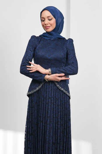 Lacivert Güpürlü Eteği Piliseli Tasarım Abiye