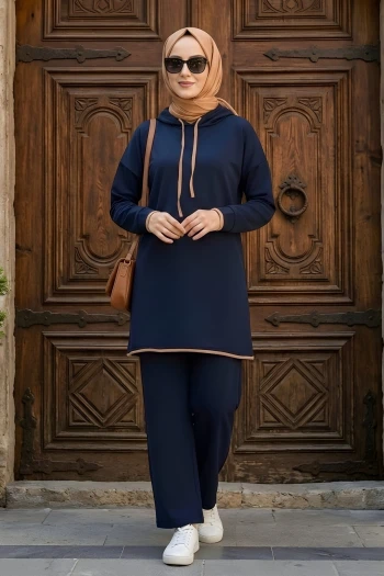 Lacivert Kapüşonlu Tunik Pantolonlu Takım