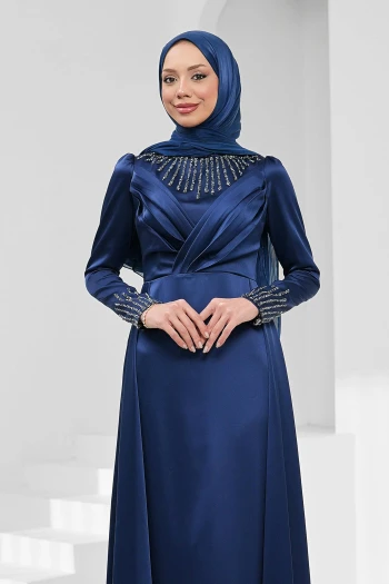 Lacivert Önü Taşlı Saten Abiye