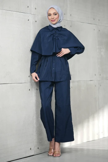 Lacivert Pelerin Detaylı Tunik Pantolonlu Takım