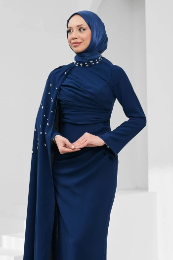 Lacivert Taş İşlemeli Pelerinli Abiye