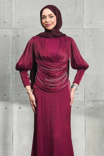 Mürdüm Beli Zincir Detaylı Drapeli Janjan Abiye