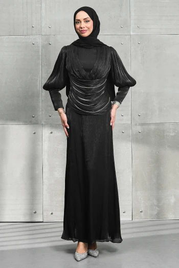 Siyah Beli Zincir Detaylı Drapeli Janjan Abiye