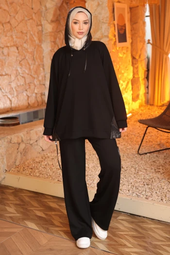 Siyah Garnili Kapüşonlu Tunik Pantolonlu Takım