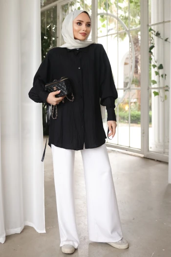 Siyah Kol Bağlamalı Gömlek
