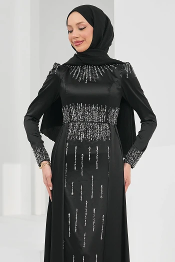 Siyah Önü Taşlı Saten Abiye