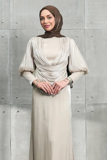 Taş Beli Zincir Detaylı Drapeli Janjan Abiye