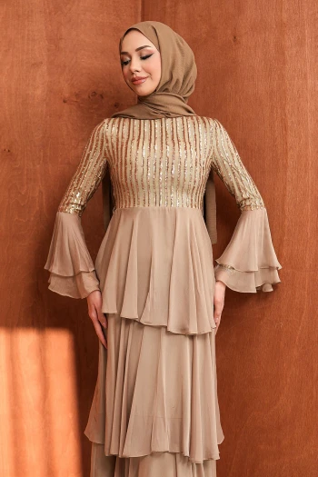 Bej Eteği Katlı Payetli Abiye