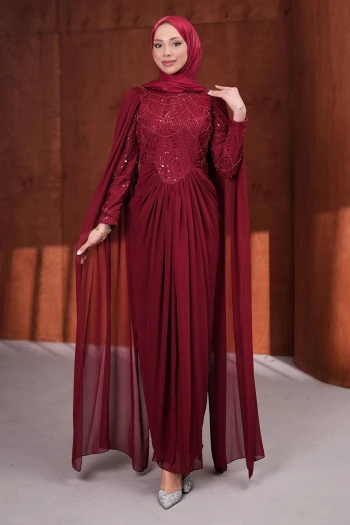 Bordo Omuz Pelerinli Boncuk İşlemeli Drapeli Abiye