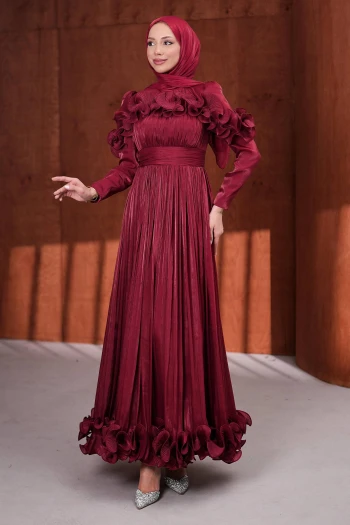Bordo Yaka Ve Etek Ucu Fırfırlı Işıltılı Abiye