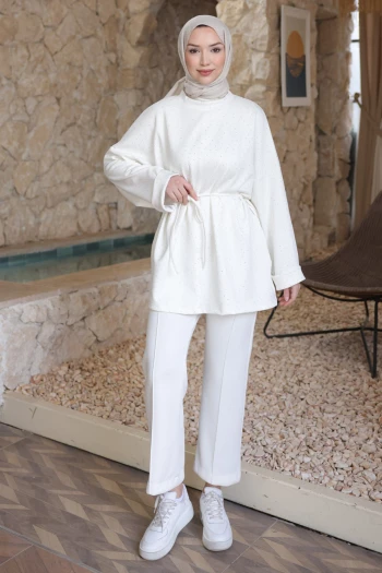 Ekru Taş Detaylı Yırtmaçlı Oversize Tunik