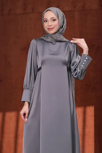 Gri Kol Düğmeli Beli Kuşaklı Saten Abiye