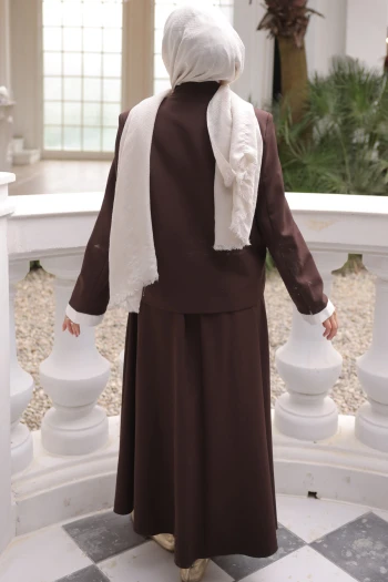 Kahverengi Ceket Etekli Krep Takım