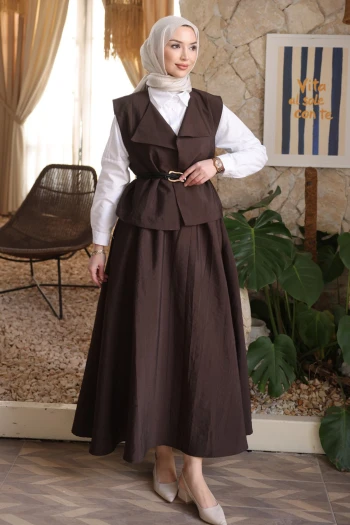 Kahverengi Deri Kemerli Yelek Etekli Takım