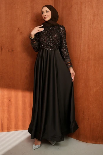 Kahverengi Kolları Tüylü Üstü Payetli Saten Abiye