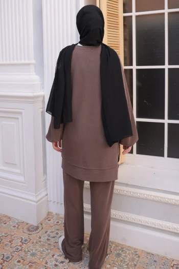 Kahverengi Tunik Fermuar Detaylı Pantolonlu Takım