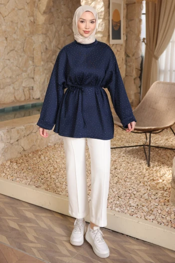 Lacivert Taş Detaylı Yırtmaçlı Oversize Tunik