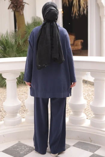 Lacivert Yaka Fermuarlı Taş Detaylı Tunik Pantolonlu Takım