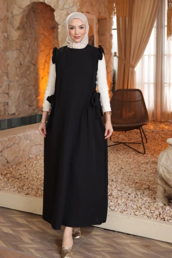 Siyah Bel Kuşaklı Kolları Fırfırlı Elbise