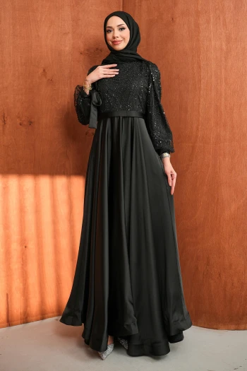 Siyah Boncuklu İşlemeli Saten Abiye