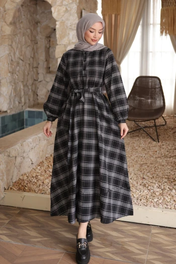 Siyah Ekose Desenli Kuşaklı Elbise
