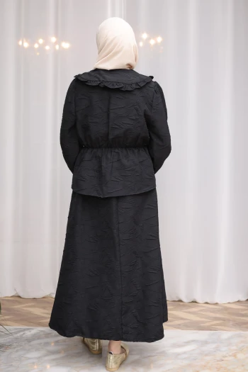 Siyah Kendinden Desenli Gömlek Etekli Takım