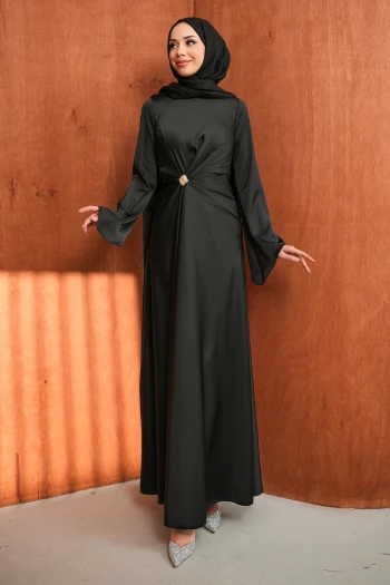 Siyah Önü Pelerinli Drapeli Saten Abiye