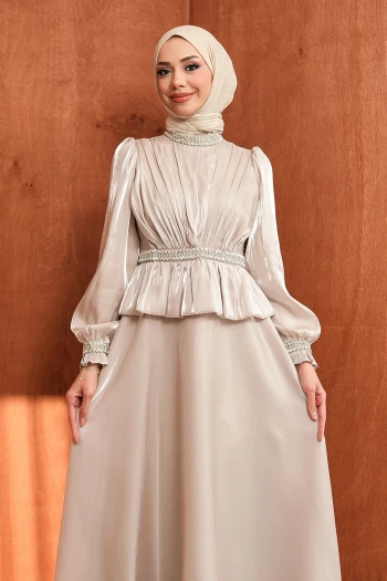 Vizon Beli Volan Detaylı Taşlı Janjan Saten Abiye