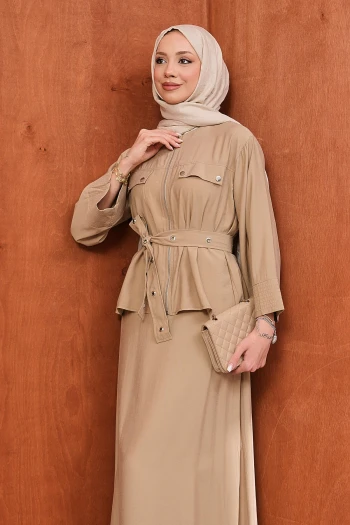 Bej Fermuarlı Kuşgözlü Kemerli Ceket Etekli Takım