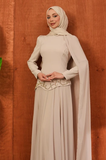 Bej Önü Taşlı Krep Abiye