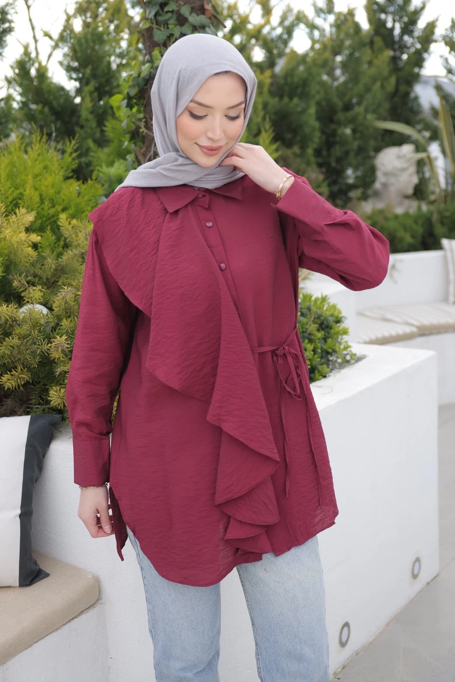 Bordo Önü Fırfır Detaylı Gömlek
