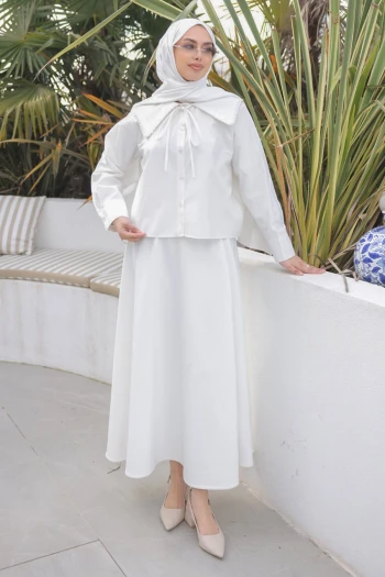 Ekru Yaka Dantelli Poplin Gömlek