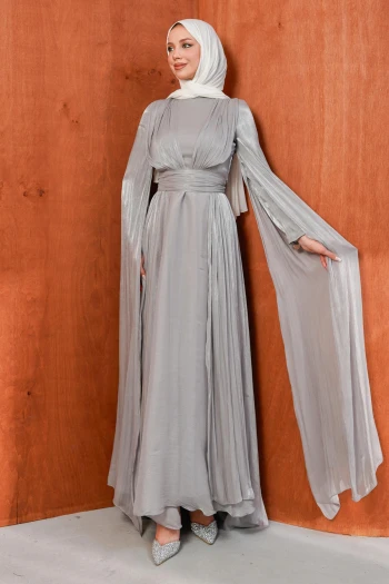 Gri Omuz Detaylı Drapeli Abiye