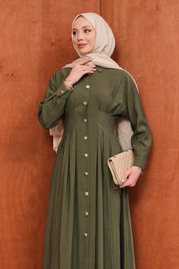 Haki Düğmeli Pileli Elbise