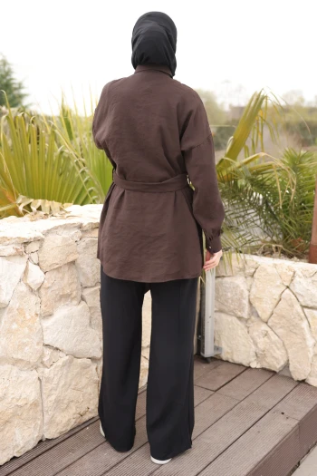 Kahverengi Düğmeli Kuşaklı Tunik