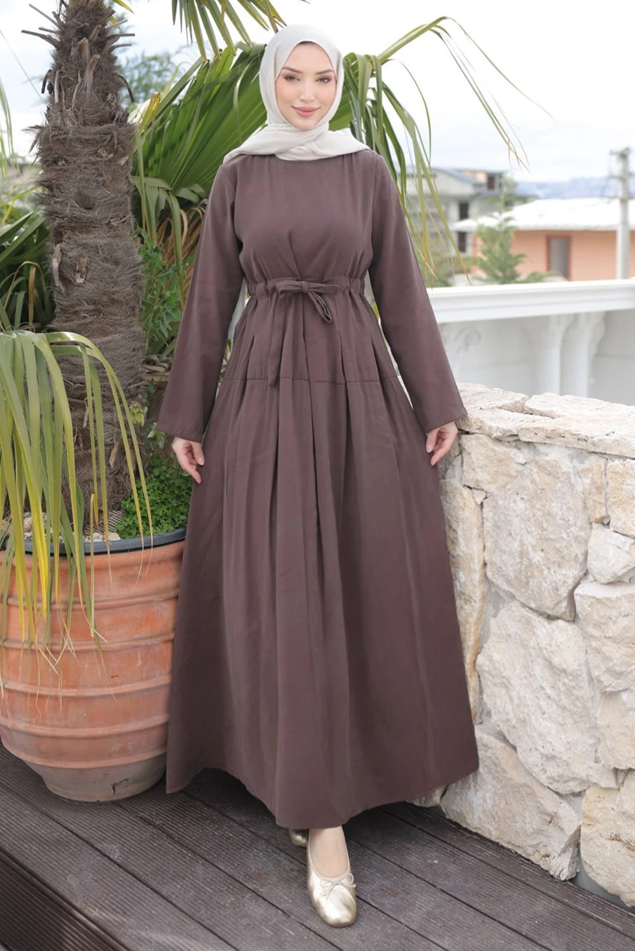Kahverengi Ön Etek Pileli Belden  Bağlamalı Modal Dokuma Elbise