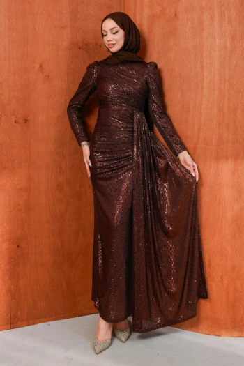 Kahverengi Önü Pileli Payetli Abiye