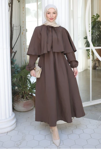 Kahverengi Pelerin Detaylı  Kol Lastikli Elbise