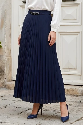 Koyu Lacivert Bel Zincir Detaylı Piliseli Etek