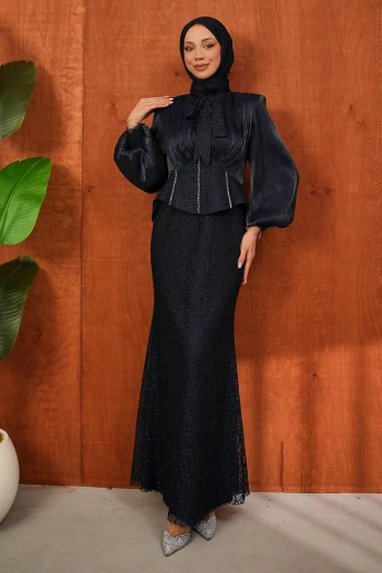 Lacivert Yaka Detaylı Güpürlü Abiye