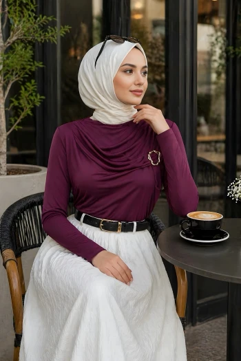 Mürdüm Ön Aksesuar Tokalı Sandy Bluz