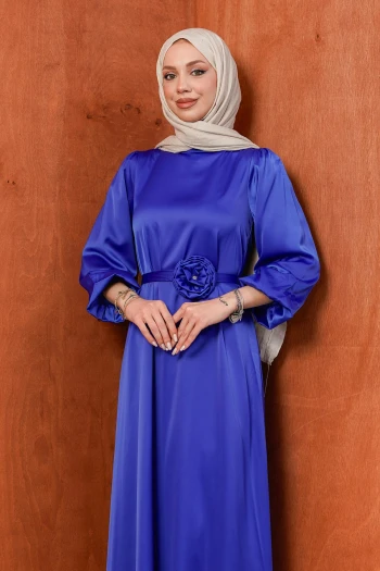 Saks Mavi Gül Kemer Detaylı Balon Kol Saten Abiye