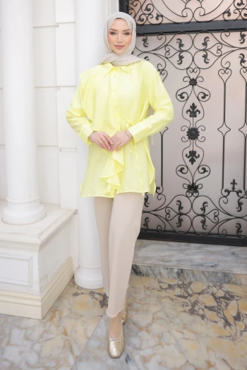 Sarı Önü Fırfır Detaylı Gömlek