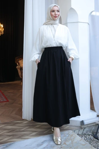 Siyah Bel Lastikli Cepli Kot Etek