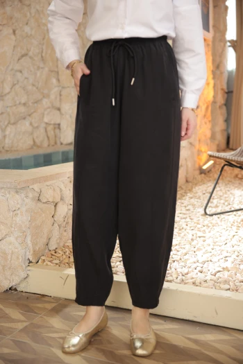 Siyah Bel Lastikli Şalvar Kesim Pantolon